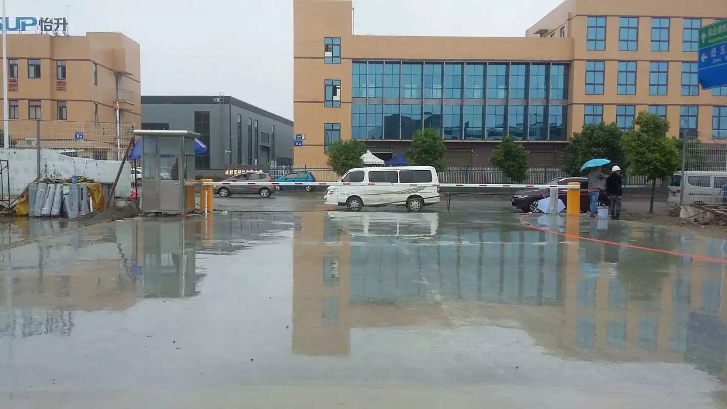 海伦市海伦市成都市物流公司道闸